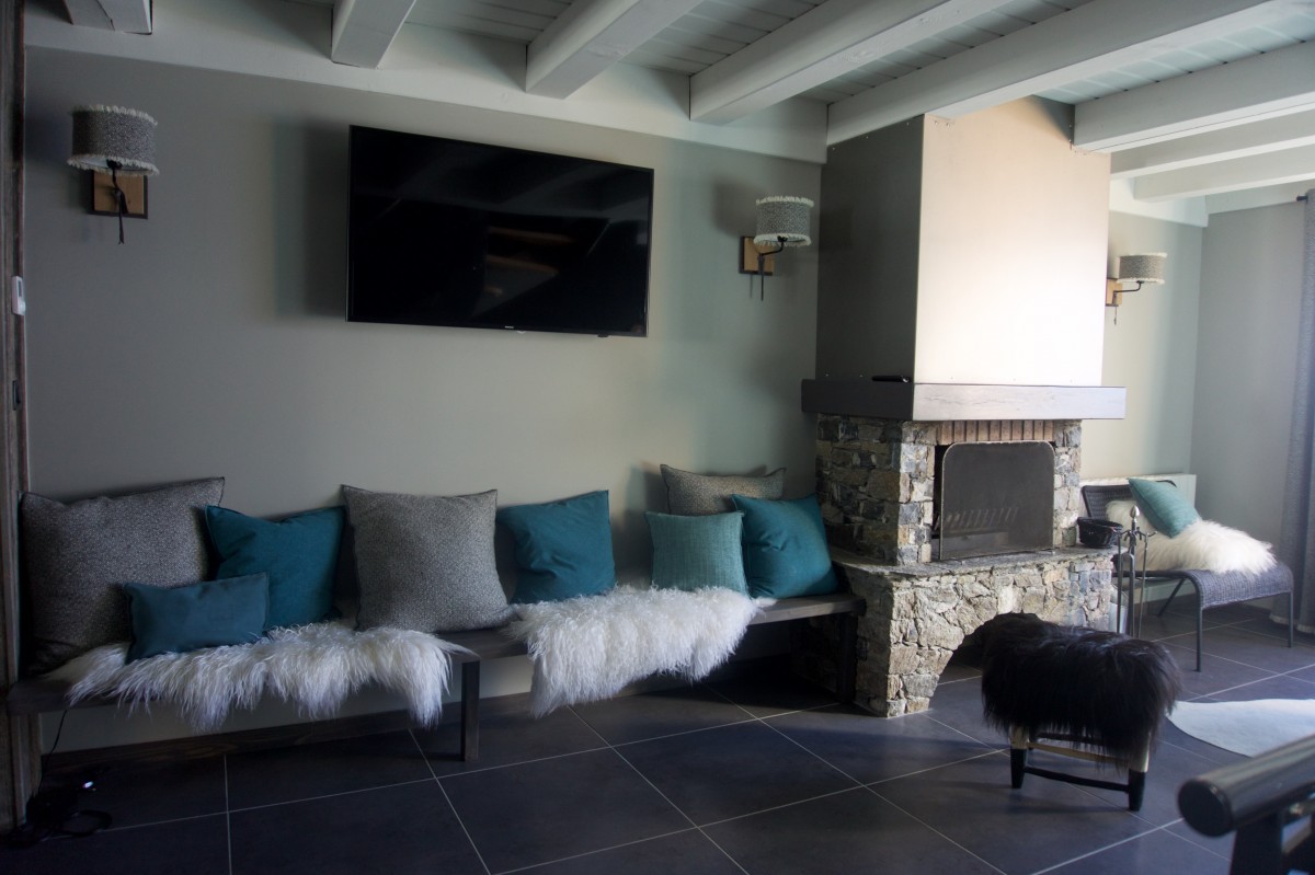 © Ancolies - Chalet Sélaou 34