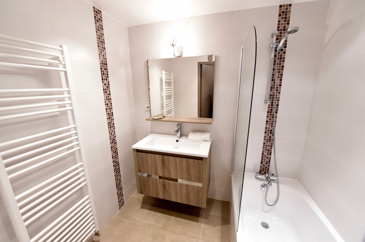 © Roc de Peclet - Ancolies © Roc de Peclet - Ancolies