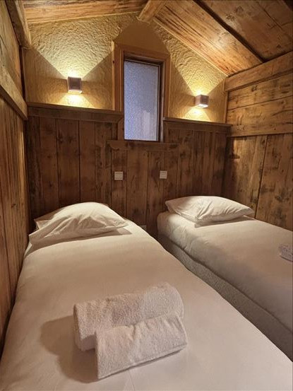 caefb824-ad59-4953-9400-5ac37267f1d1-16809431 caefb824-ad59-4953-9400-5ac37267f1d1-16809431