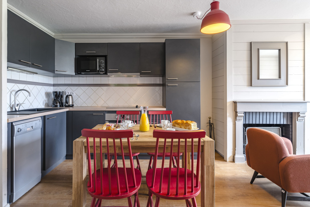 chalets-rosael-superieur-cuisine-3s6-rosael13-rosael9-yoan-chevojon-345674