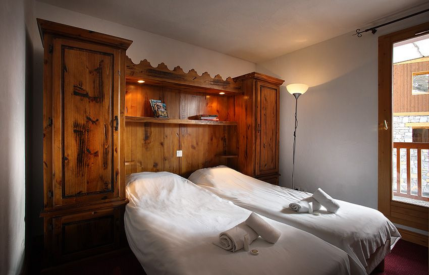 Chambre Twin - ©Résidence Chalet des Neiges Plein Sud Chambre Twin - ©Résidence Chalet des Neiges Plein Sud