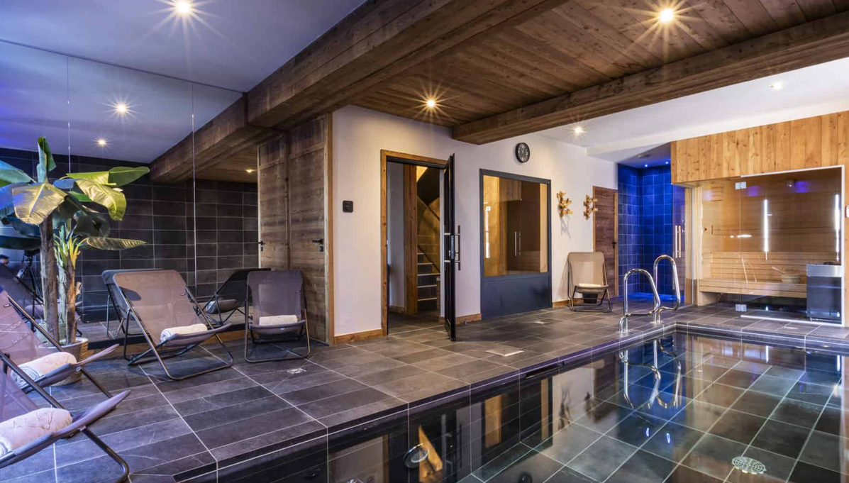 Koh-I Nor - Chalet Golden Jubilee - © @Koh-I Nor Koh-I Nor - Chalet Golden Jubilee