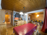 201_1_ETE030_lv_images__lot_0000990210_04_20201210114425
