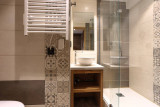 _clients_227360001_photos_16n_17633282