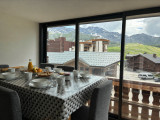 _lv_images__lot_0000250076_08_18300104