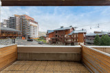 _lv_images__lot_0074061517_08_12424419