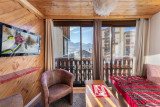 _lv_images__lot_0074061729_04_13041955