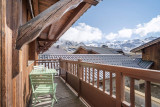 _lv_images__lot_0075553720_04_12369680