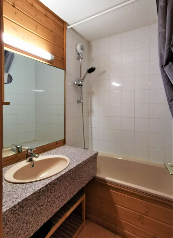 _clients_227360001_photos_126e_18280674