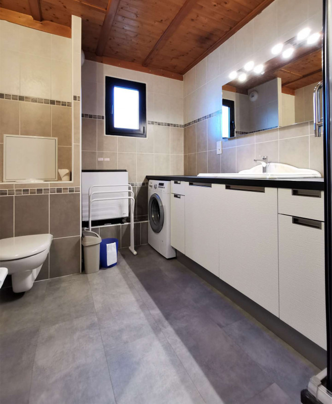 _clients_227360001_photos_126o_16211342