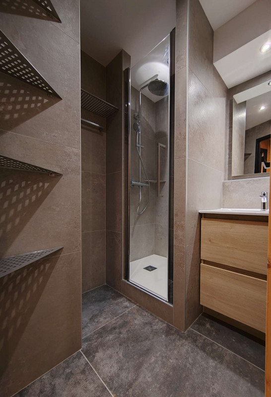 _clients_227360001_photos_130l_16876266