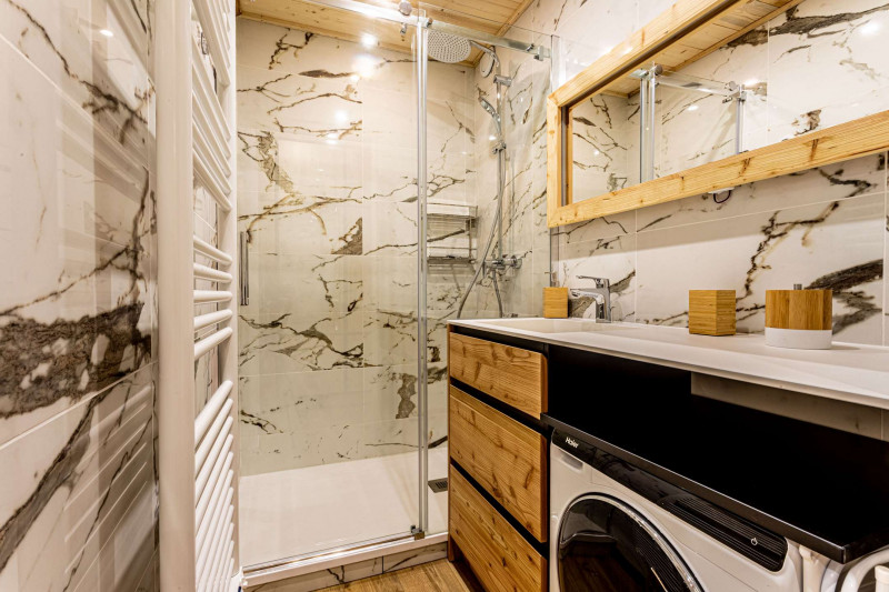 _clients_227360001_photos_135h_13853967