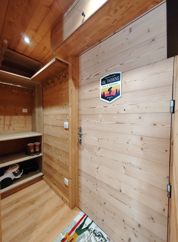 _clients_227360001_photos_156o_17204769