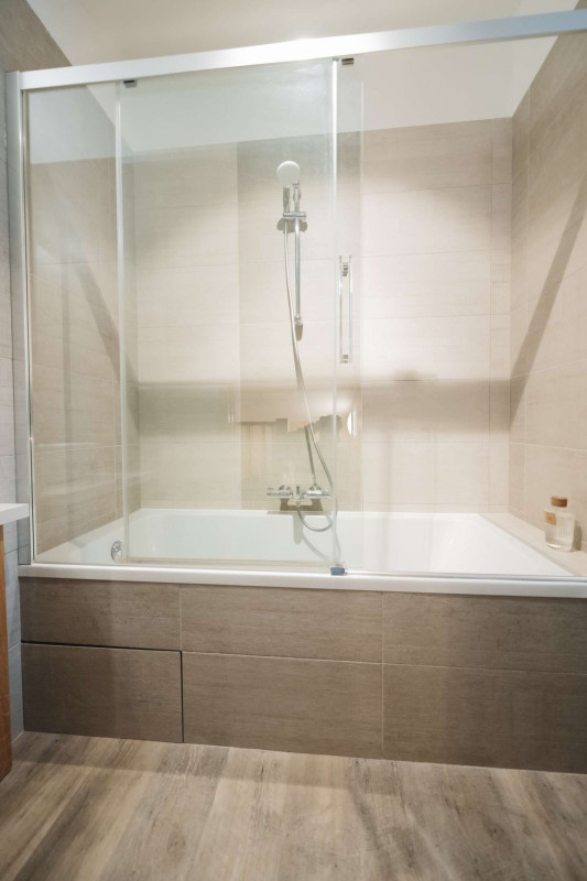 _clients_227360001_photos_16t_18316527