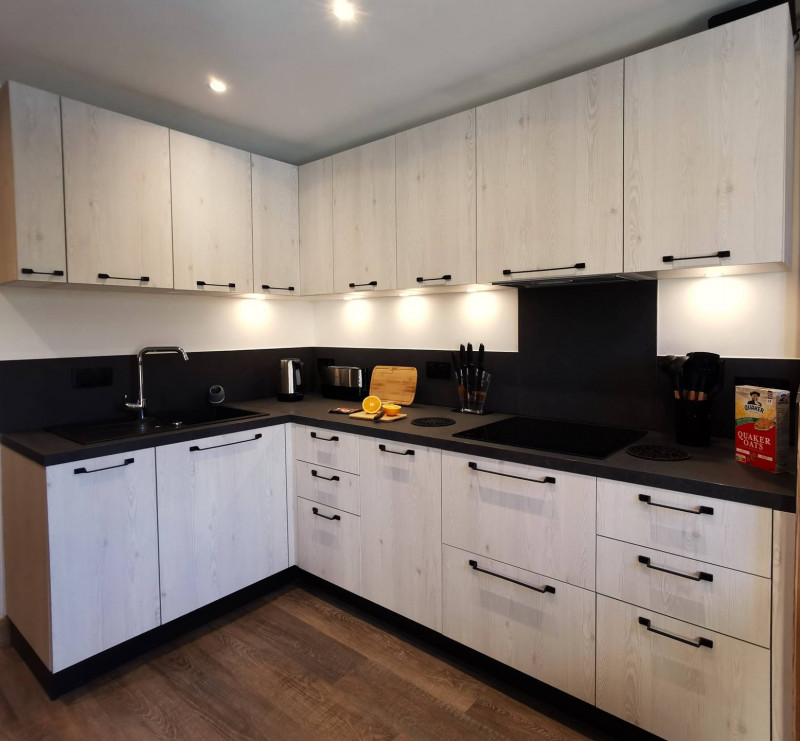 _clients_227360001_photos_59b_15711563 _clients_227360001_photos_59b_15711563