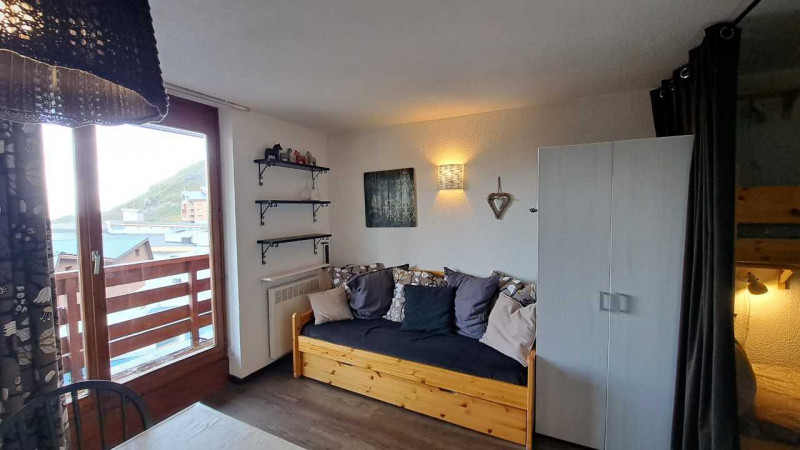 _lv_images__lot_0000010508_07_15322163