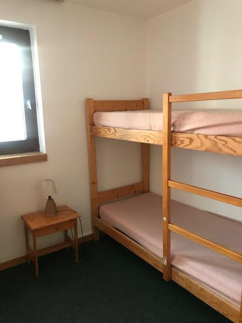 _lv_images__lot_0000090408_05_15936333