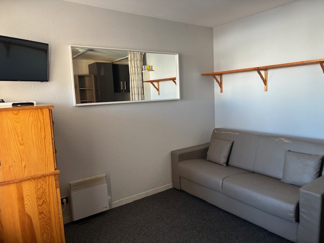 _lv_images__lot_0000090411_01_17004720