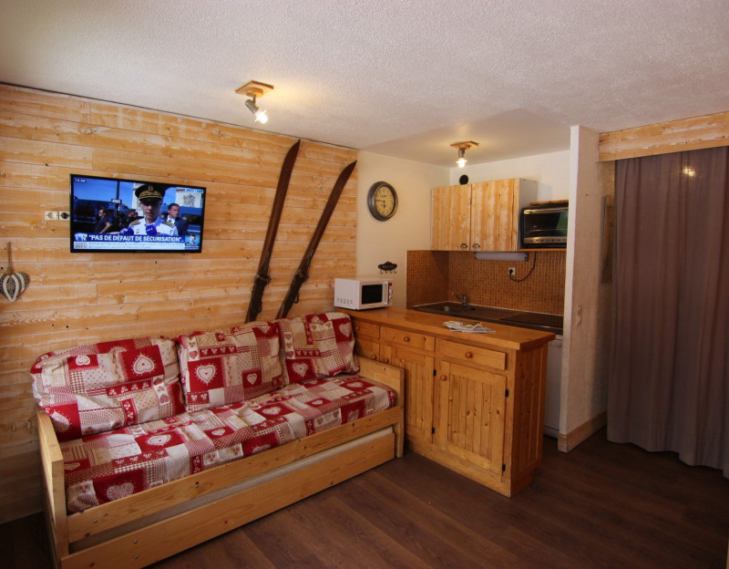 _lv_images__lot_0000180193_07_15801024 _lv_images__lot_0000180193_07_15801024