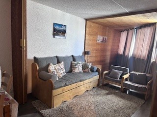 _lv_images__lot_0000270908_05_17453562