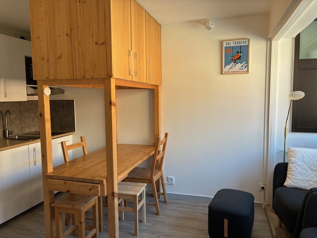 _lv_images__lot_0000480020_01_16907254