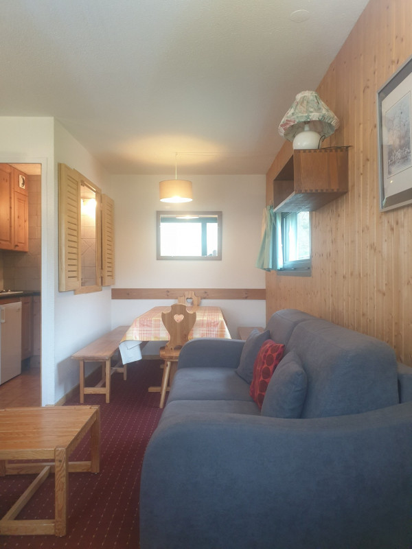 _lv_images__lot_0000480069_01_15799910 _lv_images__lot_0000480069_01_15799910