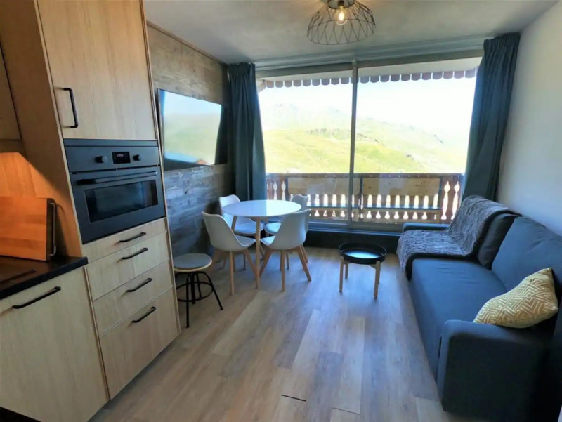 _lv_images__lot_0000480079_02_17582749