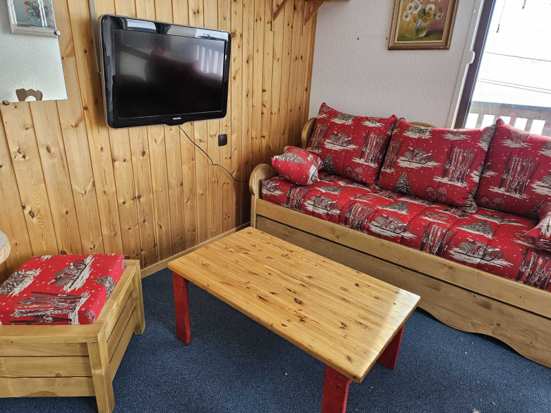 _lv_images__lot_0000480111_02_14914438 _lv_images__lot_0000480111_02_14914438