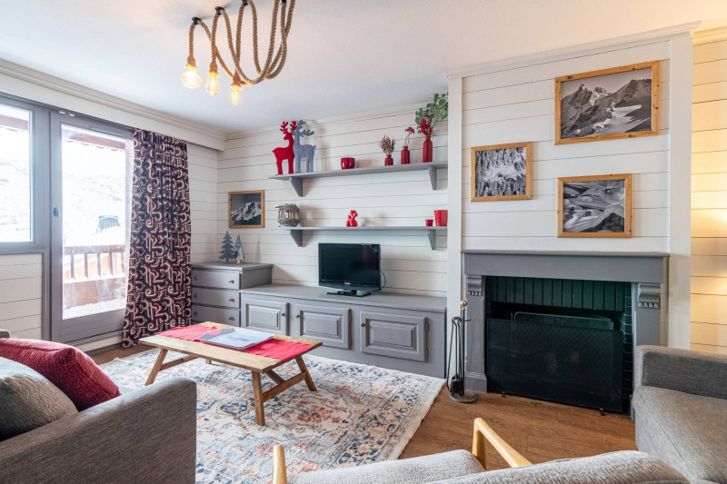 _lv_images__lot_0000480117_01_15770243 _lv_images__lot_0000480117_01_15770243