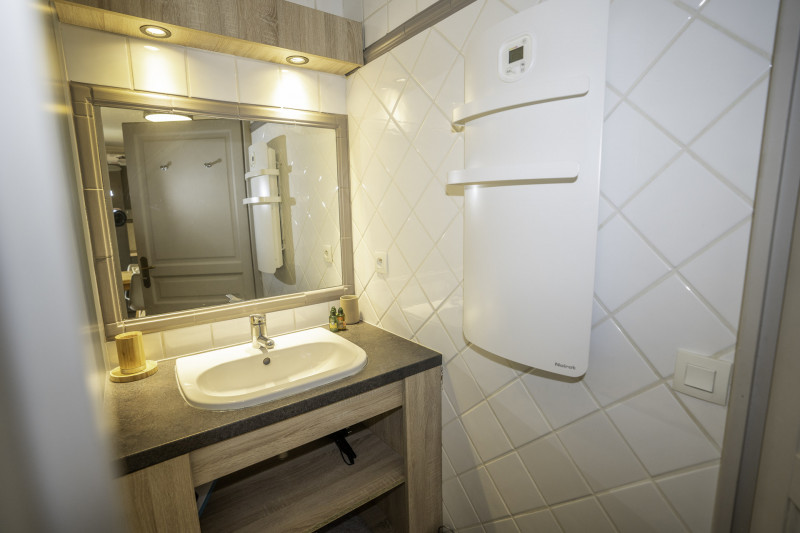 _lv_images__lot_0000480135_05_14914263 _lv_images__lot_0000480135_05_14914263