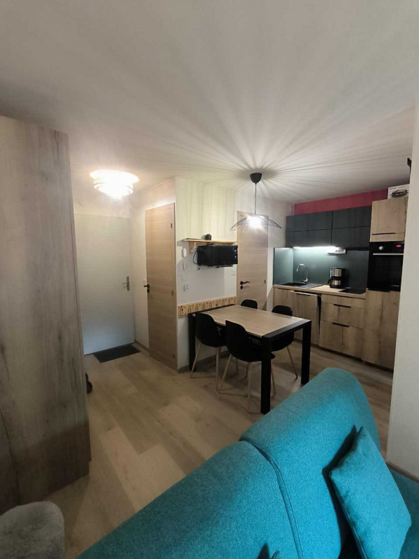 _lv_images__lot_0000480155_01_15771263 _lv_images__lot_0000480155_01_15771263