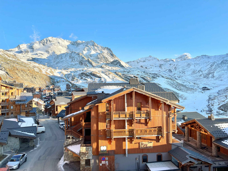 _lv_images__lot_0074061392_02_18445383