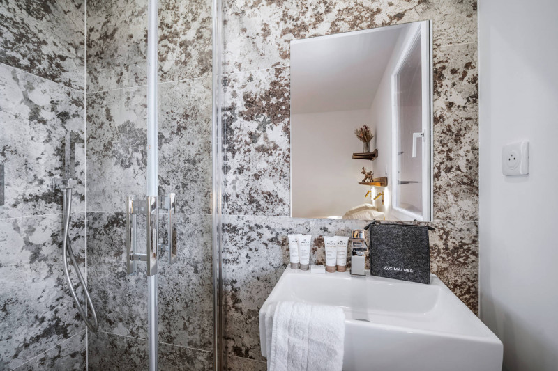 _lv_images__lot_0075553614_07_15043961 _lv_images__lot_0075553614_07_15043961