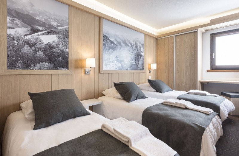 Chambre triple © MMV Les Arolles